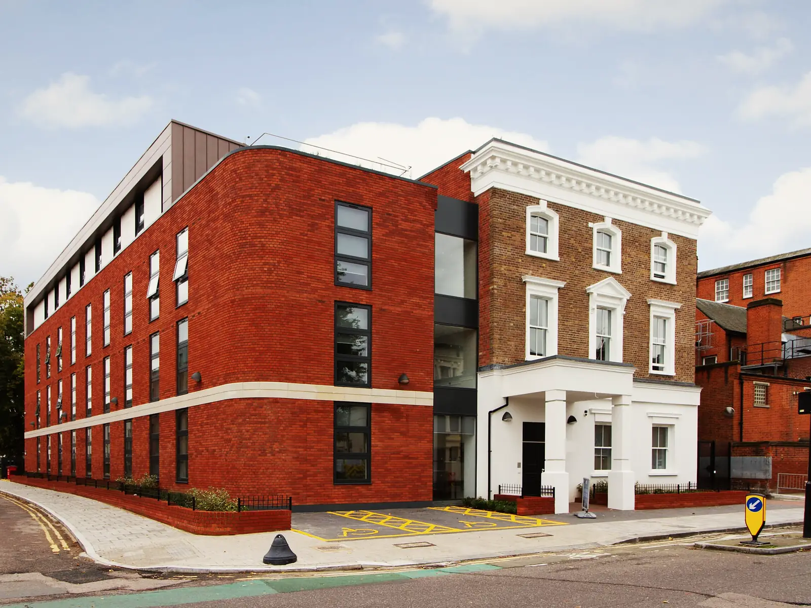 AXO Seven Sisters exterior
