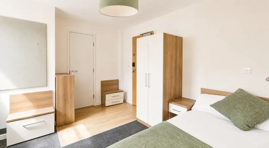 Silver Ensuite at AXO Islington: Bedside view