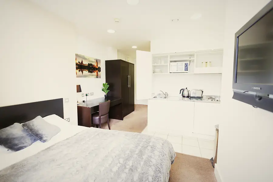 Silver Studio at AXO Oxford Circus: Studio overview